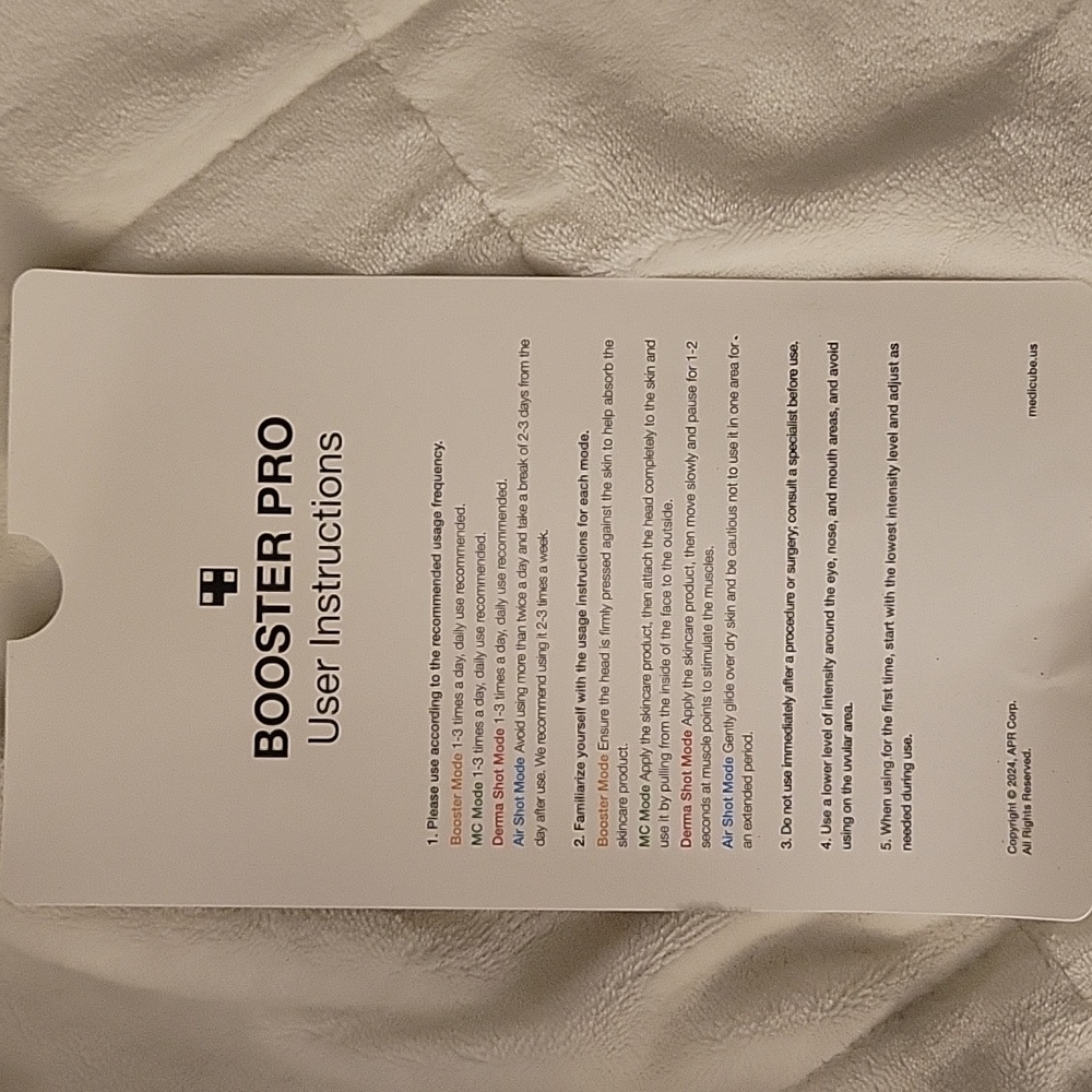 Black Skincare Tool - Picture 6 of 8